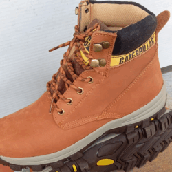 Zapato Punta de Acero MOD CATERPILLAR T38 C Marron Claro