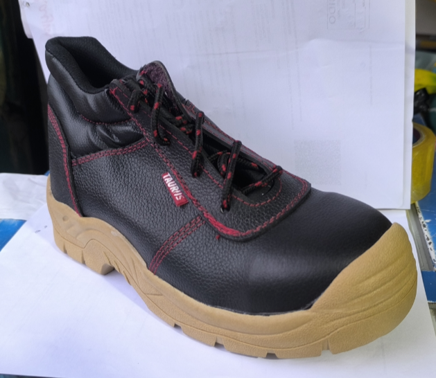 Zapato TAURUS dieléctrico planta amarilla - Talla 40