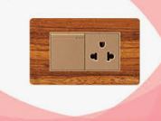 Tomacorriente MIXTO Ancho MADERA DELUXE CUBULL A4-027 aluminizado
