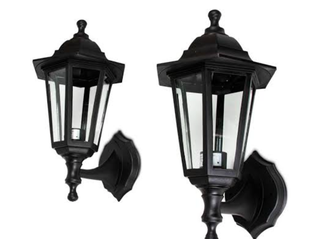 Farol de plastico para muro con foco de 4w