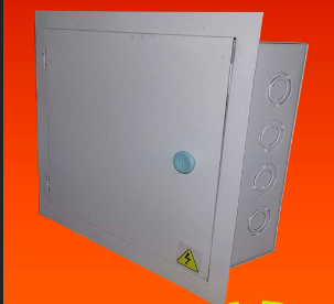 Caja porta termomagnetica 8 llave con tapa  METALICA