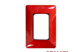 placa triple con soporte opalux ROJO BM203.RED (para interruptor o tomacorriente)